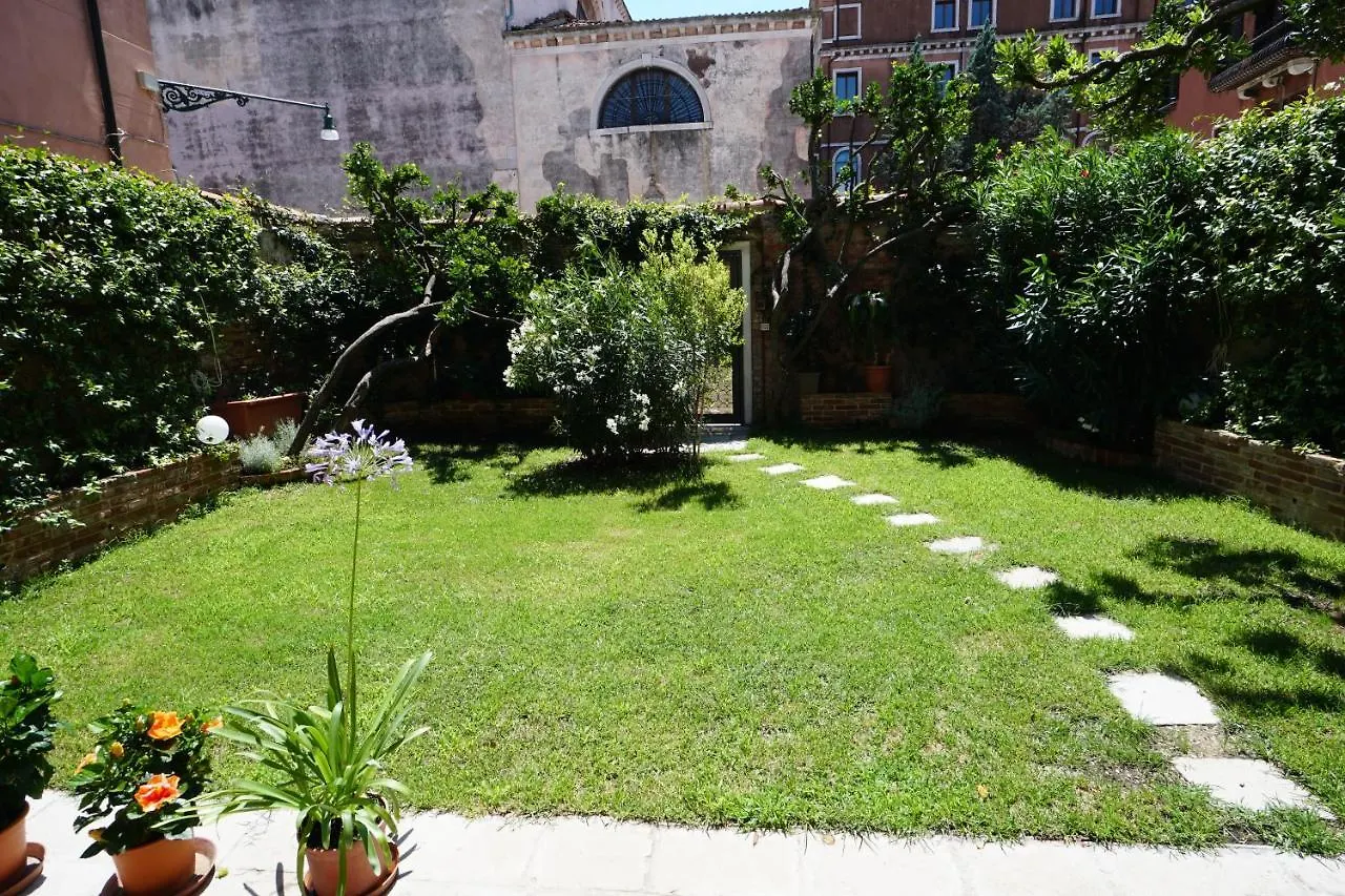 P 1779 Bed & Breakfast Venice 0*,  Italy