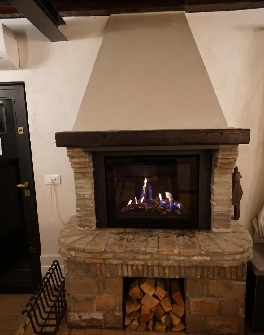 P 1779 Bed & Breakfast Venice